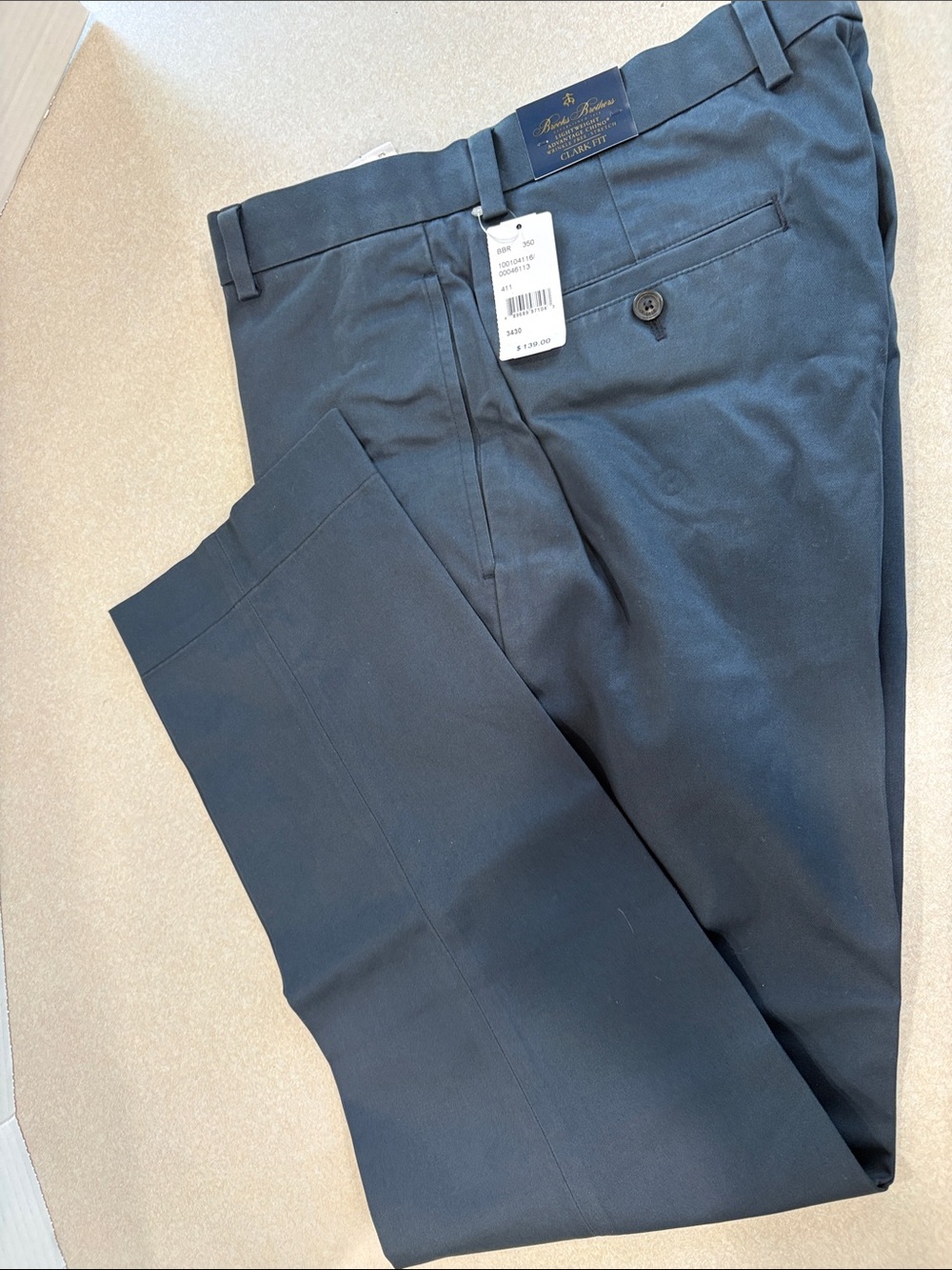 Brooks Brothers Light weight Chinos in Navy